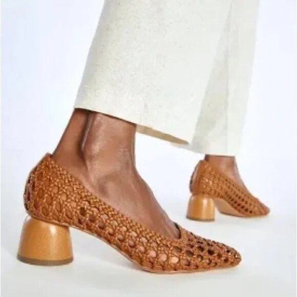 NWOT Allura Woven Pump in Camel size 8.5 - Picture 7 of 7